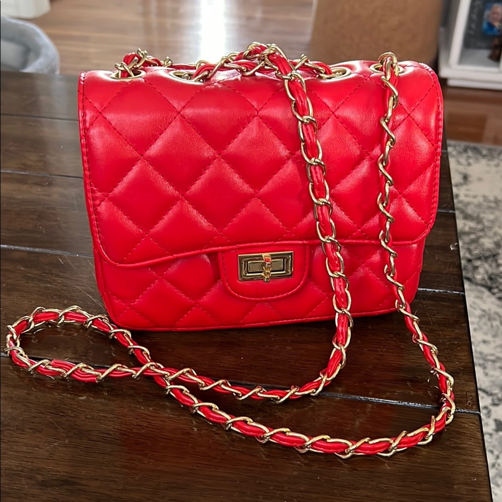 Quilted Red Chain Shoulder Bag
